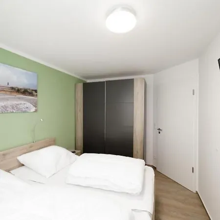 Admiralsgarten, Ag1s Apartman